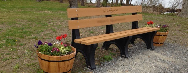 park-bench-memorial